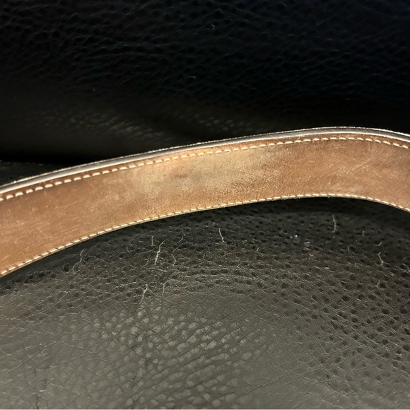 GUCCI GG Supreme Belt with G Buckle - Picture 9 of 13